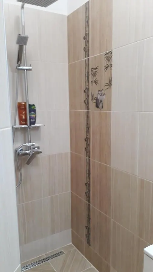 Vilagos, Kellemes Lakas, Jo Koezlekedessel Budapest