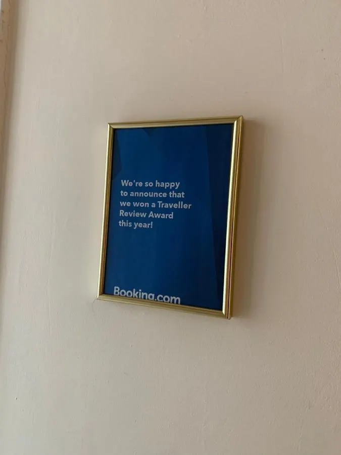 Vilagos, Kellemes Lakas, Jo Koezlekedessel Budapest Apartment