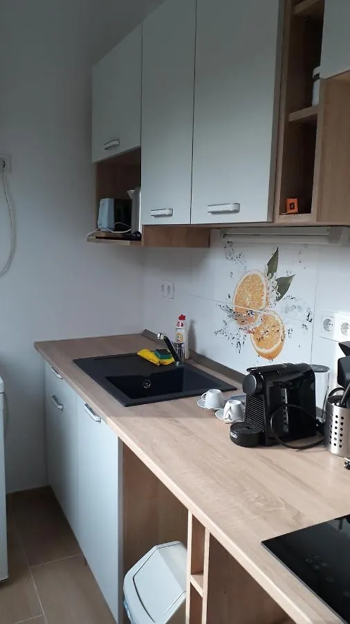 Vilagos, Kellemes Lakas, Jo Koezlekedessel Budapešť 0*,  Maďarsko
